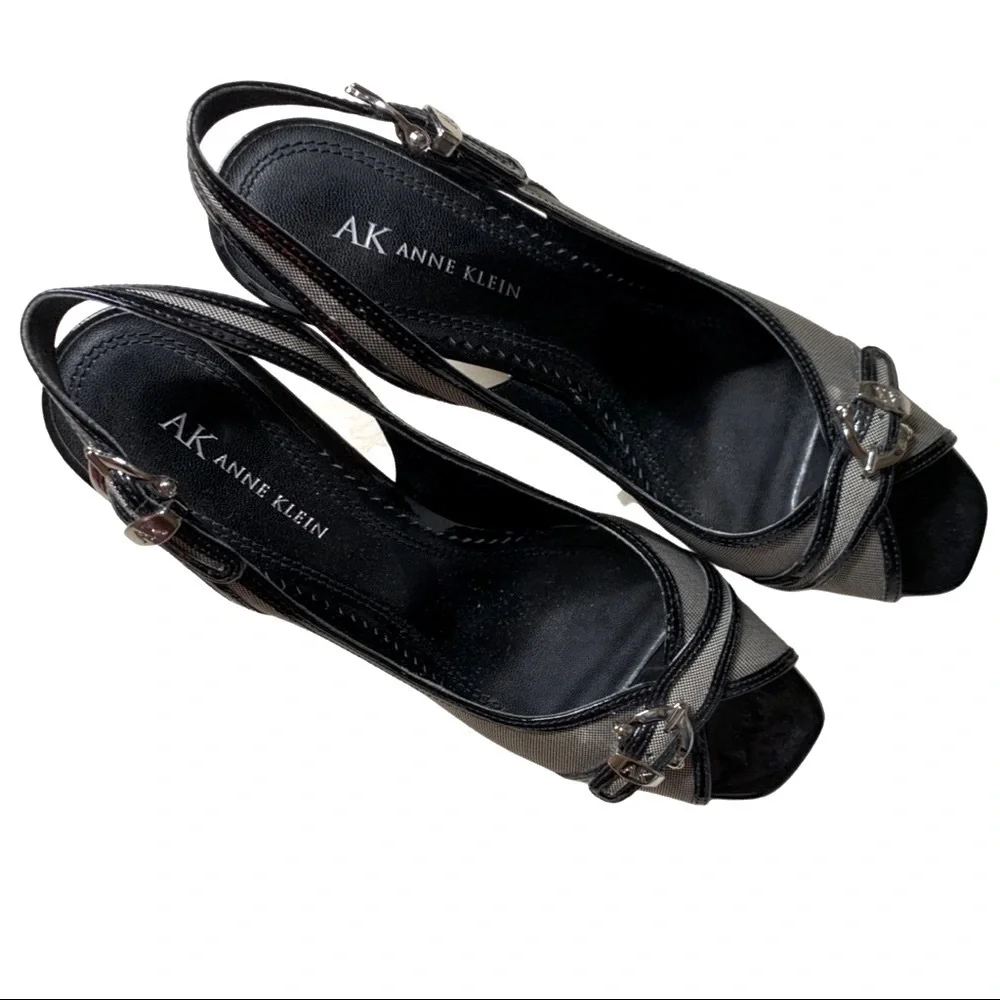 Adorable Ann Klein Peep Toe Summer Heels 👠 Size 9M